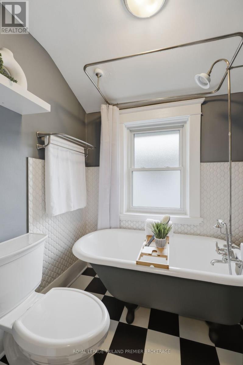 98 Briscoe Street E, London South, Ontario  N6C 1X2 - Photo 28 - X12848272