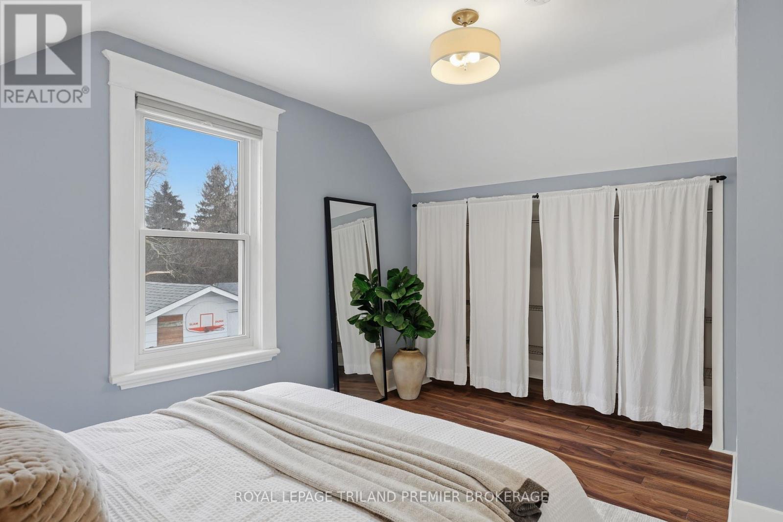 98 Briscoe Street E, London South, Ontario  N6C 1X2 - Photo 31 - X12848272