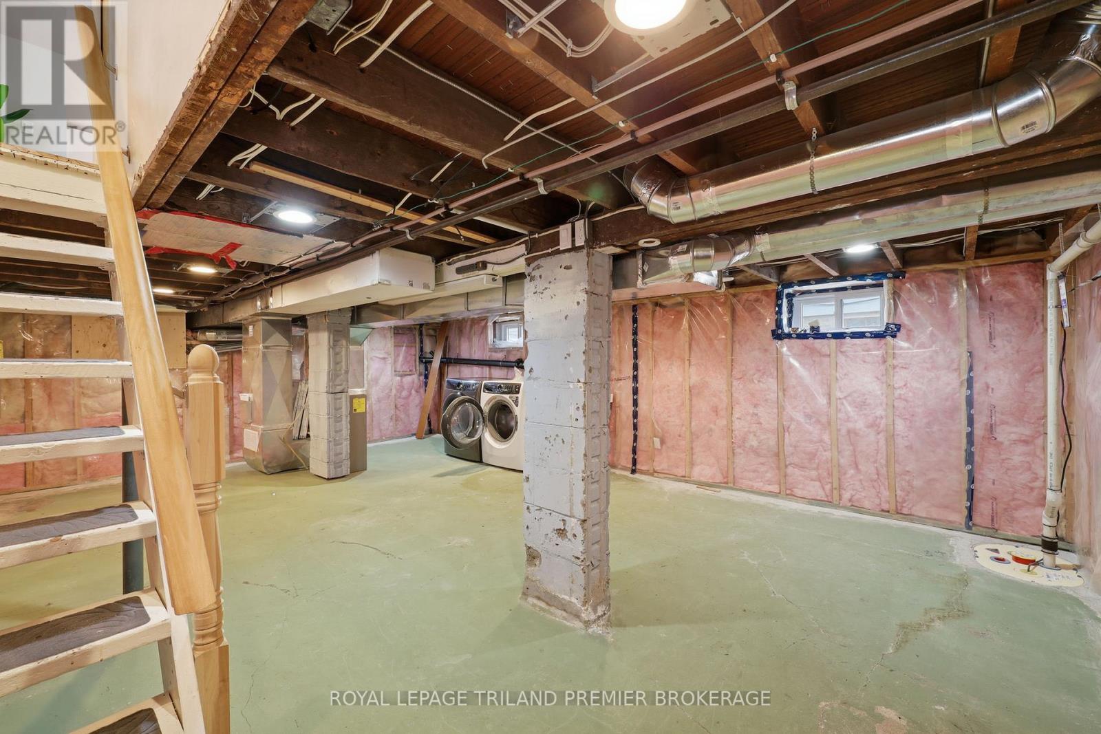 98 Briscoe Street E, London South, Ontario  N6C 1X2 - Photo 34 - X12848272