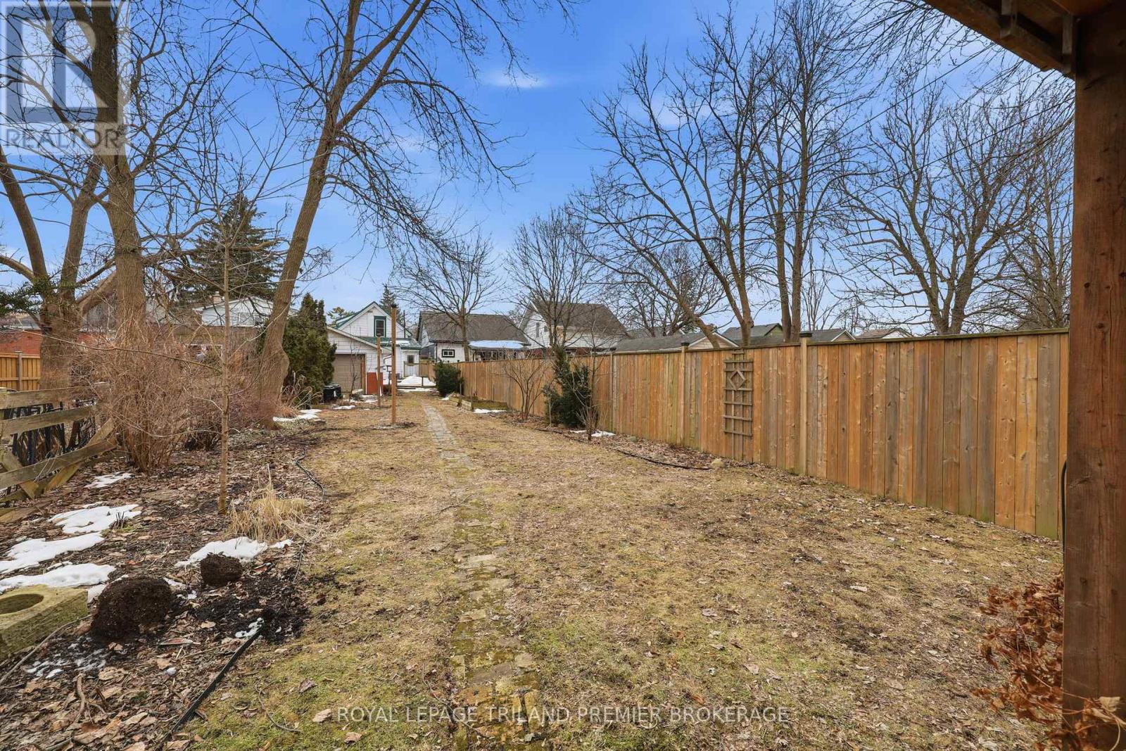 98 Briscoe Street E, London South, Ontario  N6C 1X2 - Photo 43 - X12848272