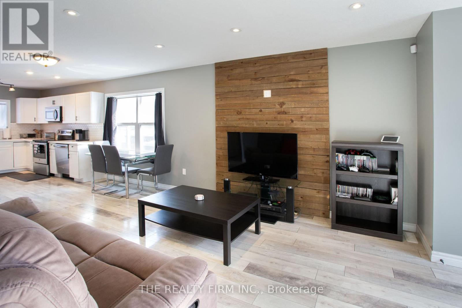 84 Adelaide Street S, London South, Ontario  N5Z 3K5 - Photo 10 - X12848350