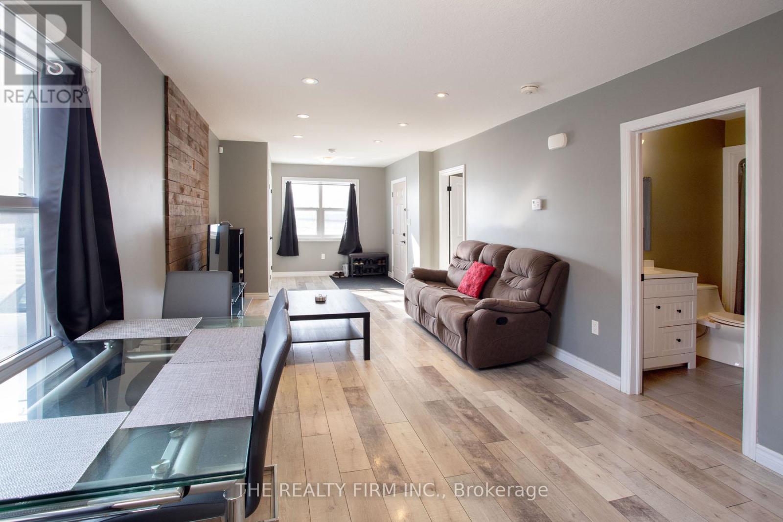 84 Adelaide Street S, London South, Ontario  N5Z 3K5 - Photo 11 - X12848350