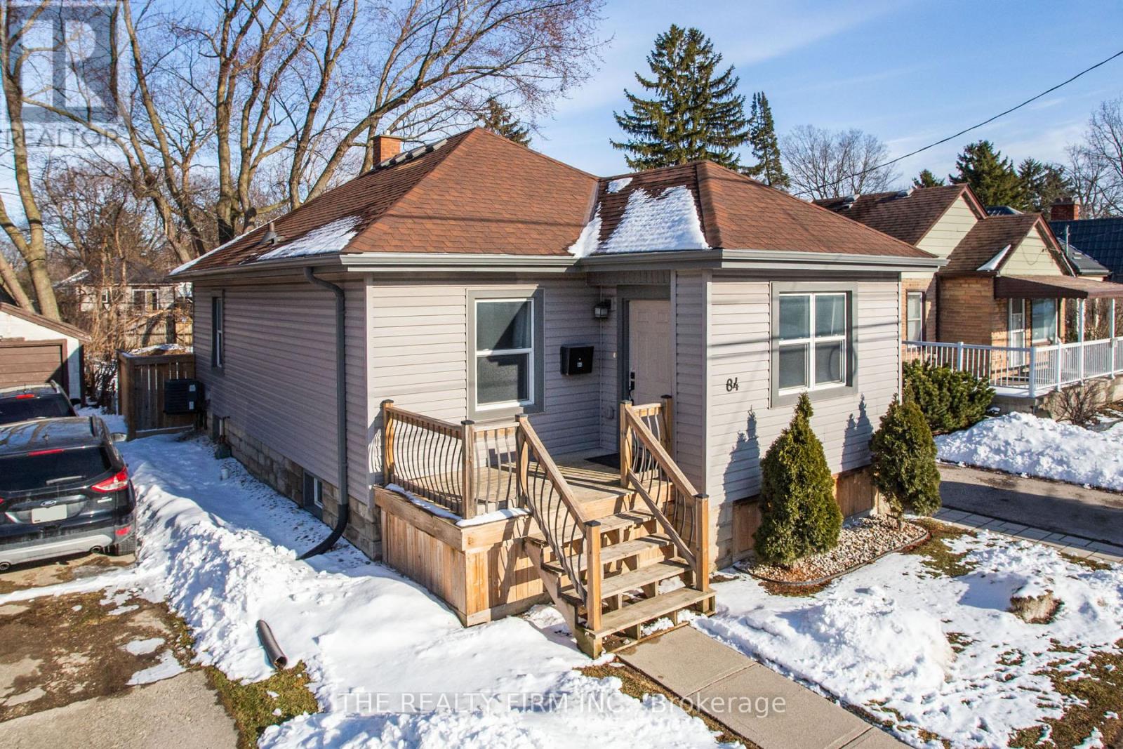 84 Adelaide Street S, London South, Ontario  N5Z 3K5 - Photo 4 - X12848350