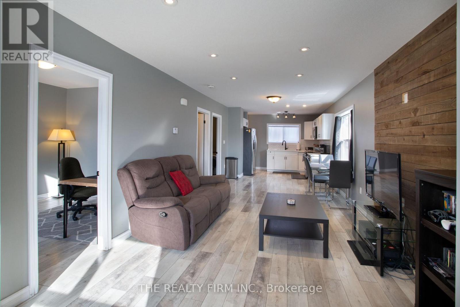 84 Adelaide Street S, London South, Ontario  N5Z 3K5 - Photo 8 - X12848350