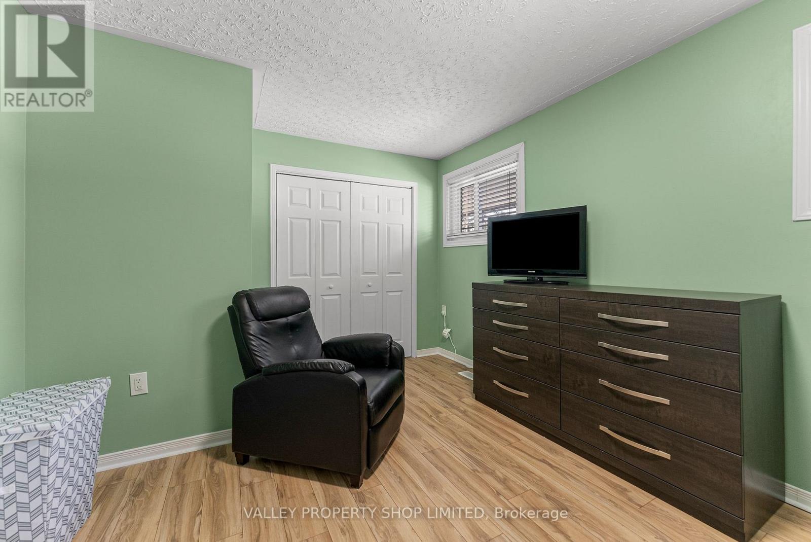 1224 B Line Road, Laurentian Valley, Ontario  K8A 6W8 - Photo 15 - X12848316