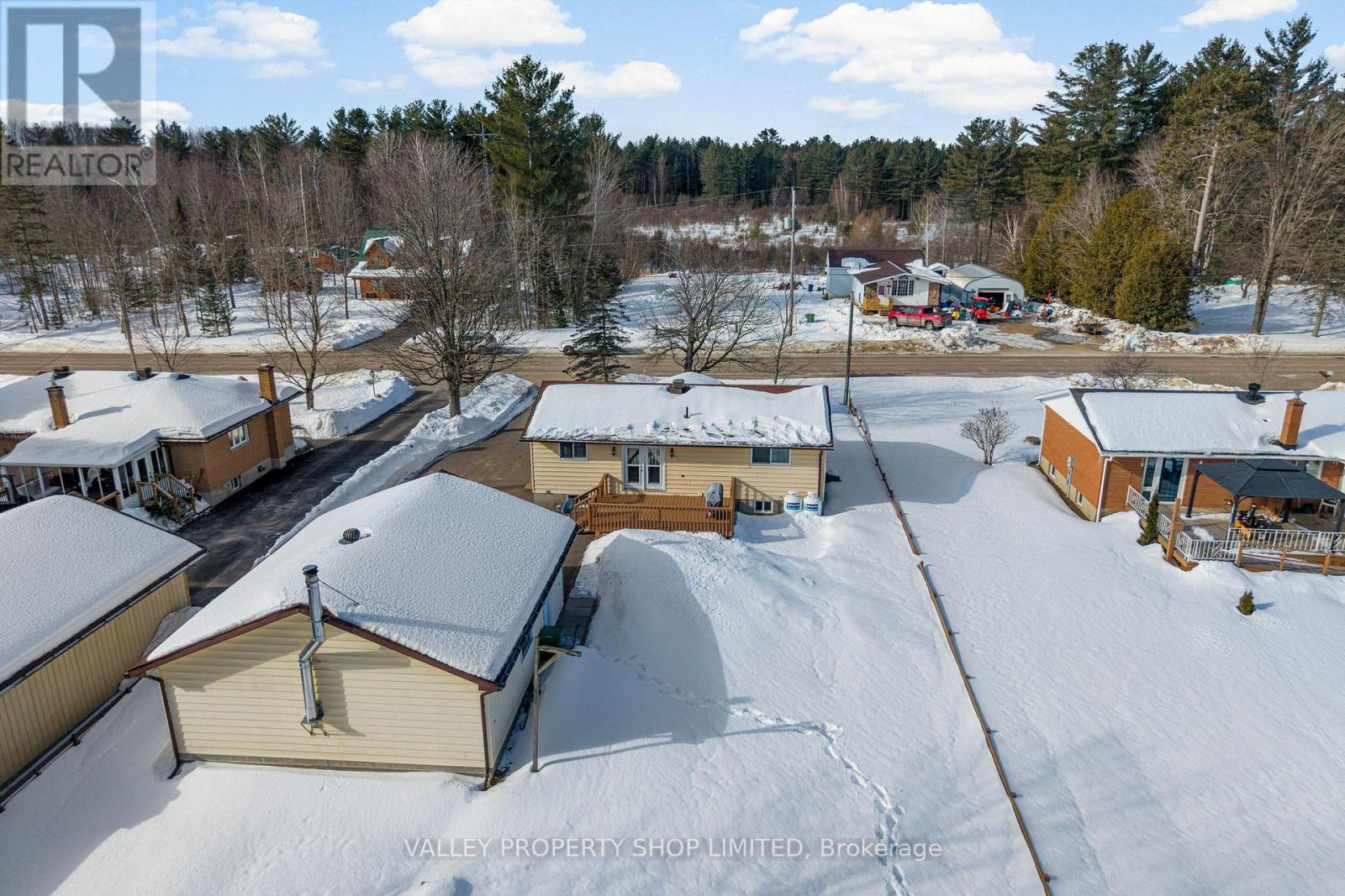 1224 B Line Road, Laurentian Valley, Ontario  K8A 6W8 - Photo 34 - X12848316