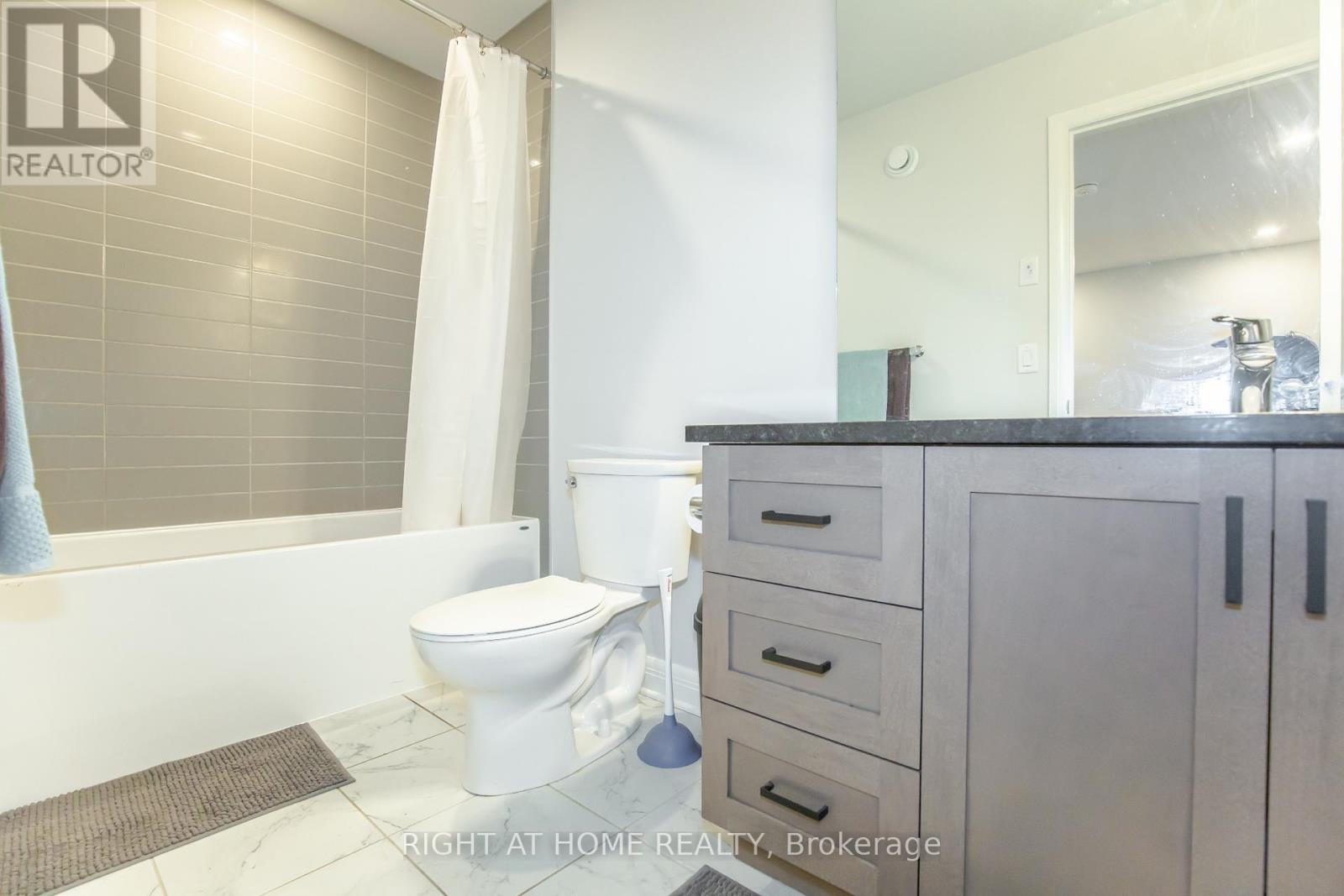 521 Hitzlay Terrace, Ottawa, Ontario  K2T 0S1 - Photo 24 - X12848384