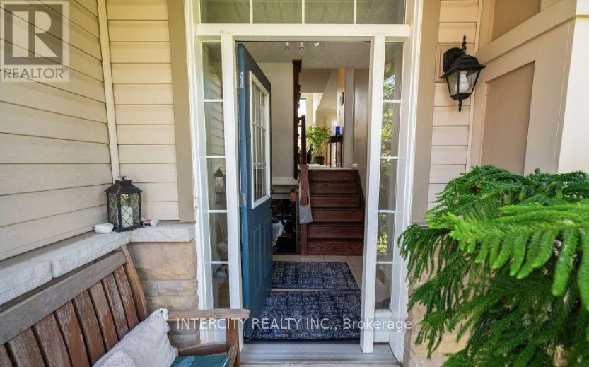 32 Waterview Road, Wasaga Beach, Ontario  L9Z 0E9 - Photo 3 - S12841624