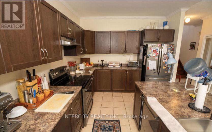 32 Waterview Road, Wasaga Beach, Ontario  L9Z 0E9 - Photo 9 - S12841624