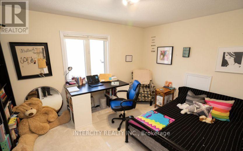 32 Waterview Road, Wasaga Beach, Ontario  L9Z 0E9 - Photo 24 - S12841624