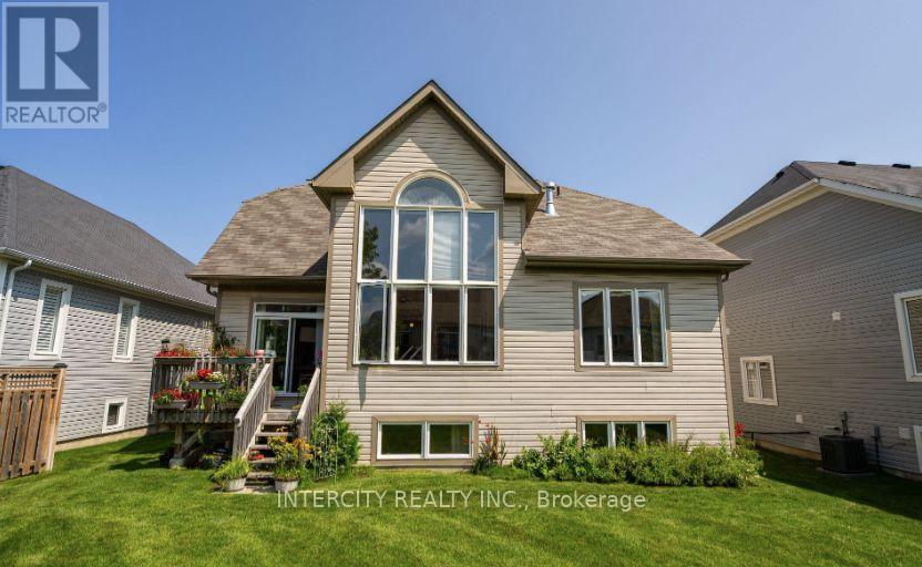 32 Waterview Road, Wasaga Beach, Ontario  L9Z 0E9 - Photo 26 - S12841624