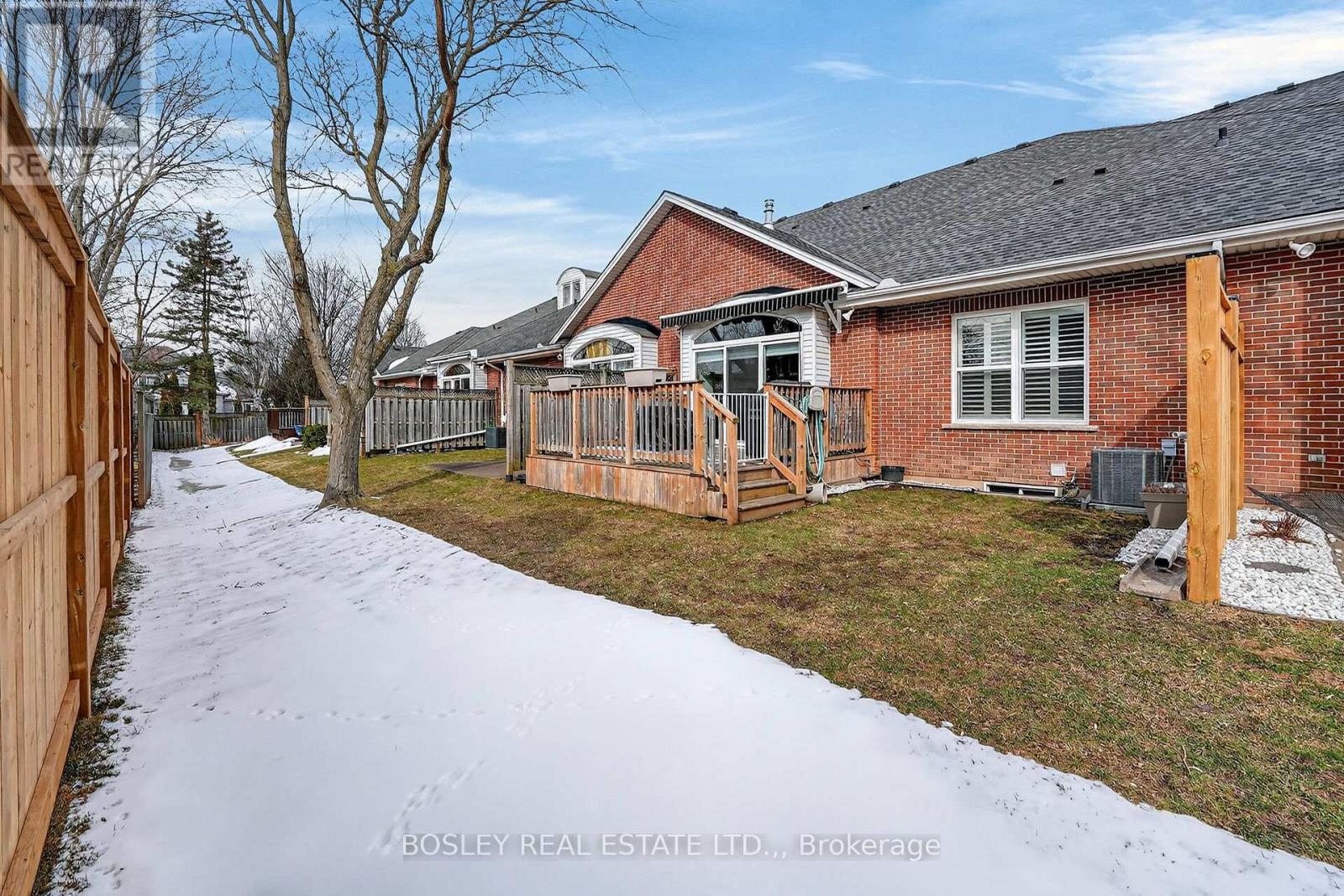 Th 9 - 3381 Montrose Road, Niagara Falls, Ontario  L2H 0J9 - Photo 14 - X12848010