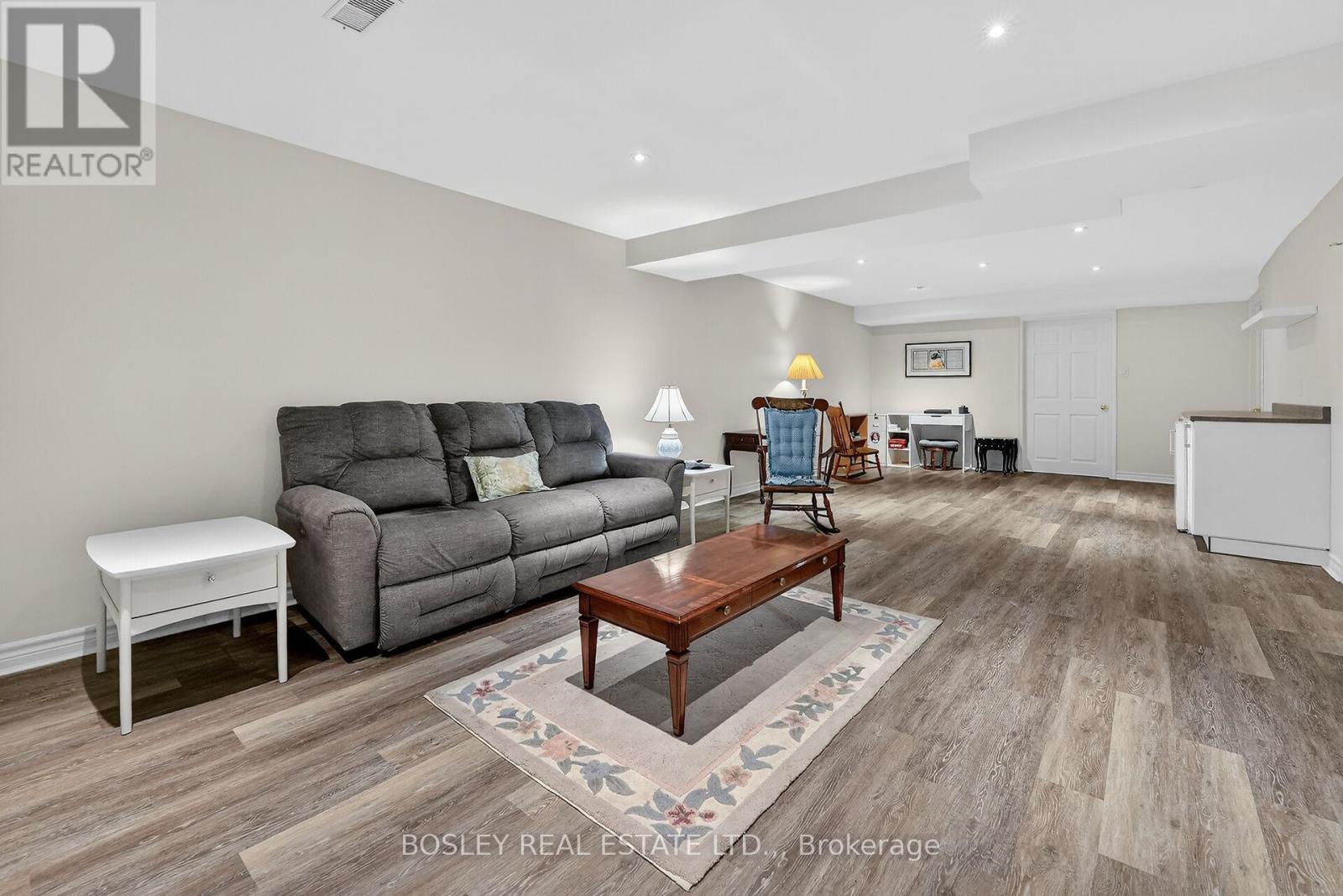 Th 9 - 3381 Montrose Road, Niagara Falls, Ontario  L2H 0J9 - Photo 20 - X12848010