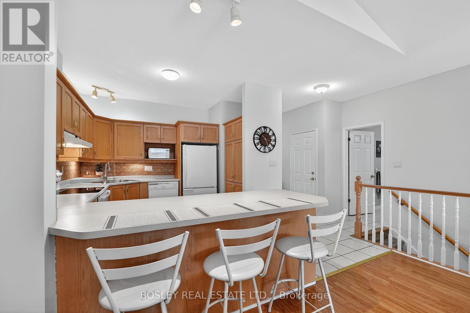 Th 9 - 3381 Montrose Road, Niagara Falls, Ontario  L2H 0J9 - Photo 9 - X12848010