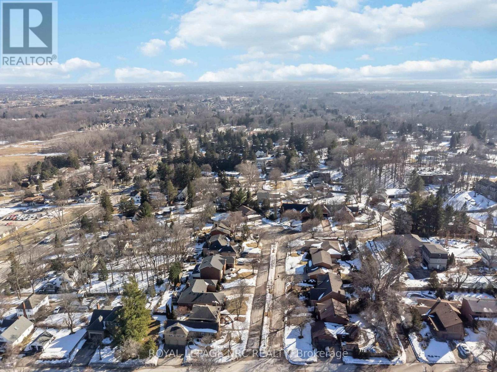 3 Petronella Parkway, Pelham (Fonthill), Ontario  L0S 1E0 - Photo 46 - X12848312