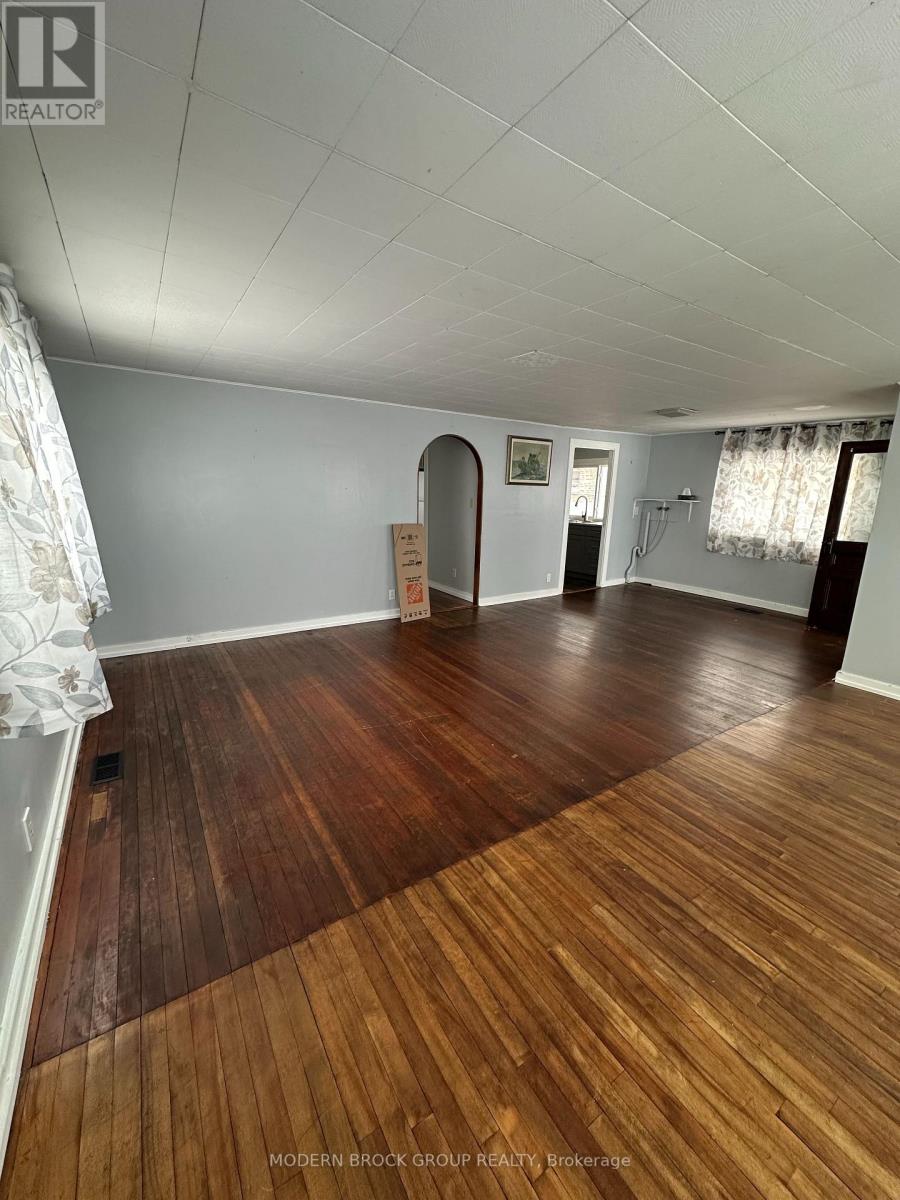 A - 17 Jessie Street, Brockville, Ontario  K6V 3M6 - Photo 12 - X12848216