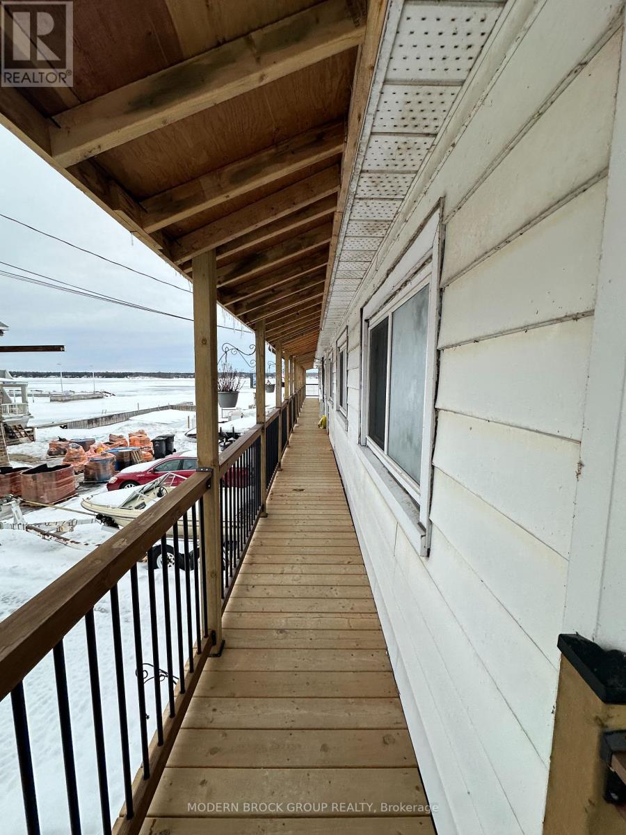 A - 17 Jessie Street, Brockville, Ontario  K6V 3M6 - Photo 2 - X12848216