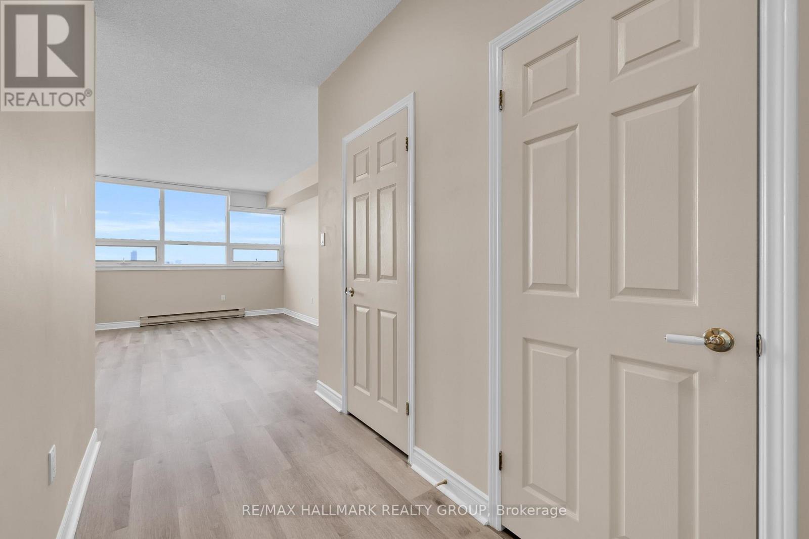 1502 - 1480 Riverside Drive, Ottawa, Ontario  K1G 5H2 - Photo 16 - X12750428