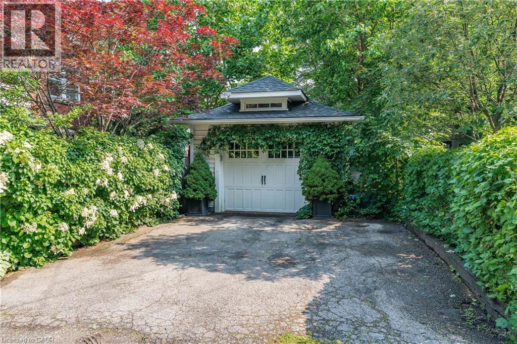 247 Macnab Street S, Hamilton, Ontario  L8P 3E2 - Photo 38 - 40809757