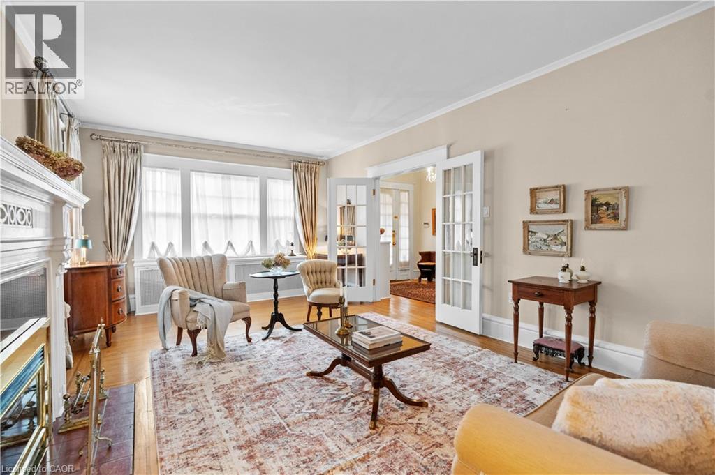 247 Macnab Street S, Hamilton, Ontario  L8P 3E2 - Photo 8 - 40809757