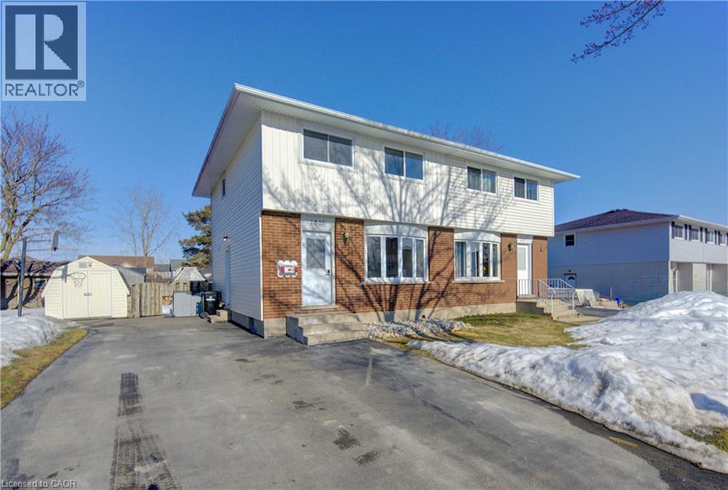 151 HINCKS Street Unit# B, New Hamburg, Ontario