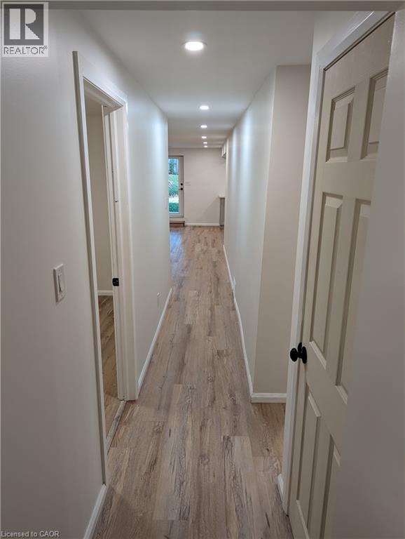 26 Springbank Crescent Unit# Lower, Kitchener, Ontario  N2M 4P7 - Photo 4 - 40778264