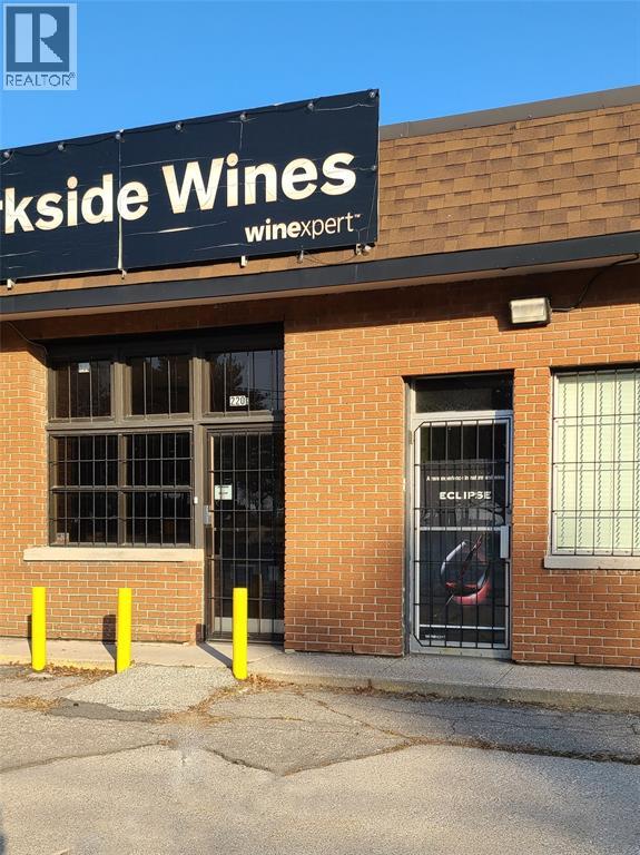 220 CHRISTINA STREET South Sarnia Ontario Canada N7T2N2 2
