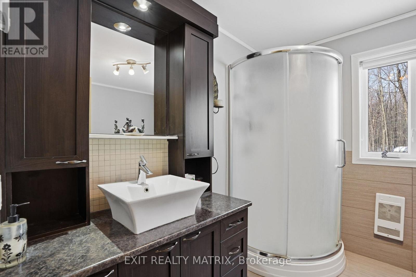 8150 Montee Lemieux Road, East Hawkesbury, Ontario  K0B 1M0 - Photo 18 - X12848244