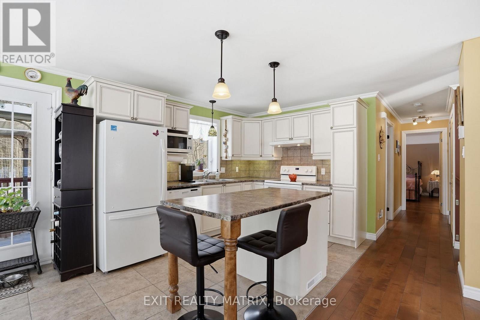 8150 Montee Lemieux Road, East Hawkesbury, Ontario  K0B 1M0 - Photo 7 - X12848244