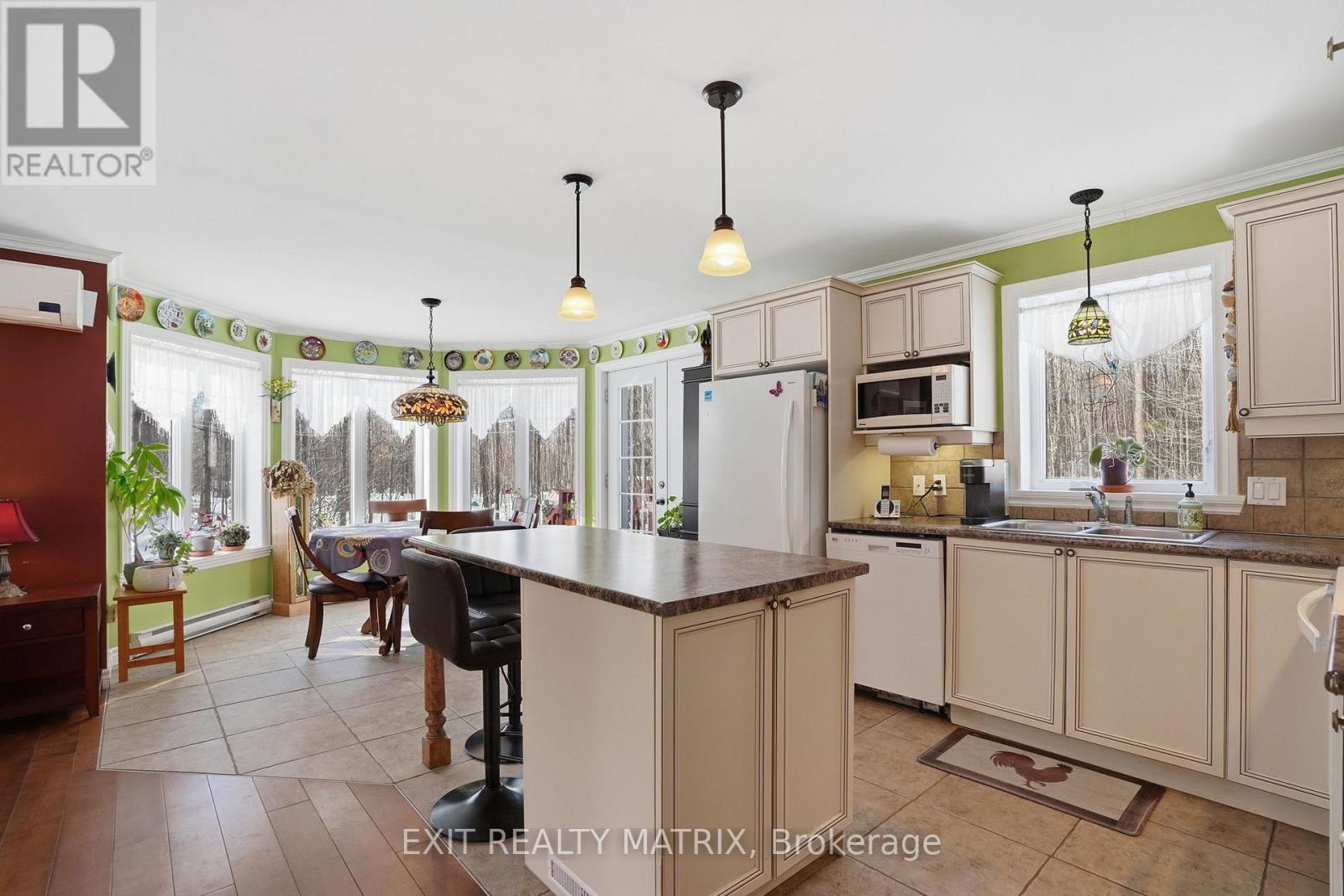 8150 Montee Lemieux Road, East Hawkesbury, Ontario  K0B 1M0 - Photo 8 - X12848244