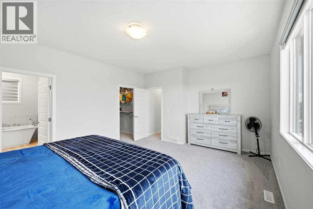 717 Windrow Manor Sw, Airdrie, Alberta  T4B 5H6 - Photo 30 - A2284526