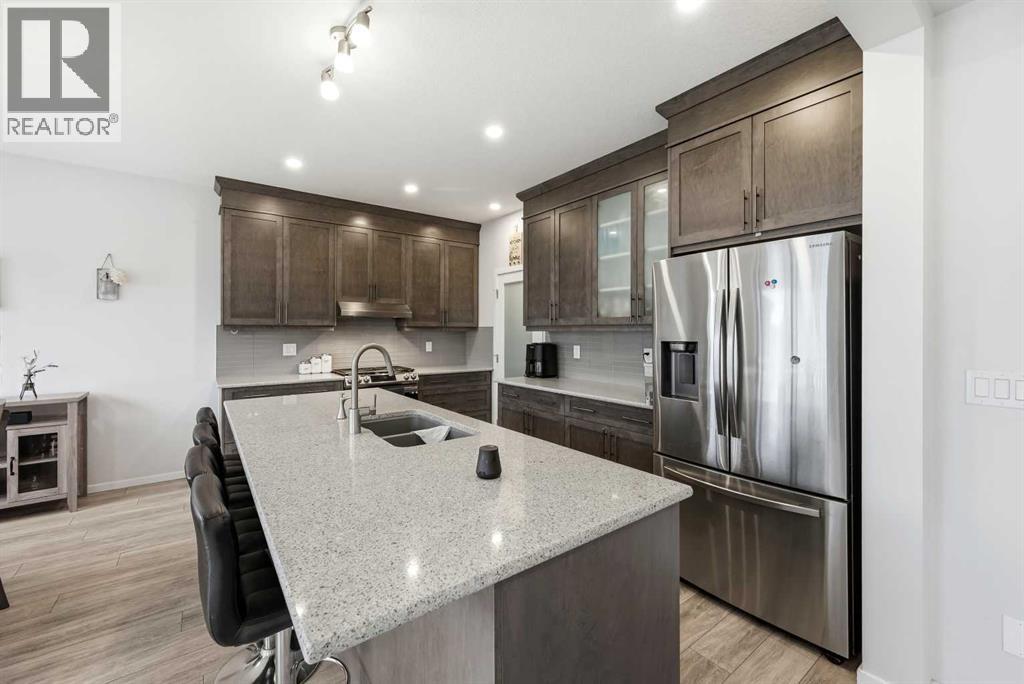 717 Windrow Manor Sw, Airdrie, Alberta  T4B 5H6 - Photo 12 - A2284526