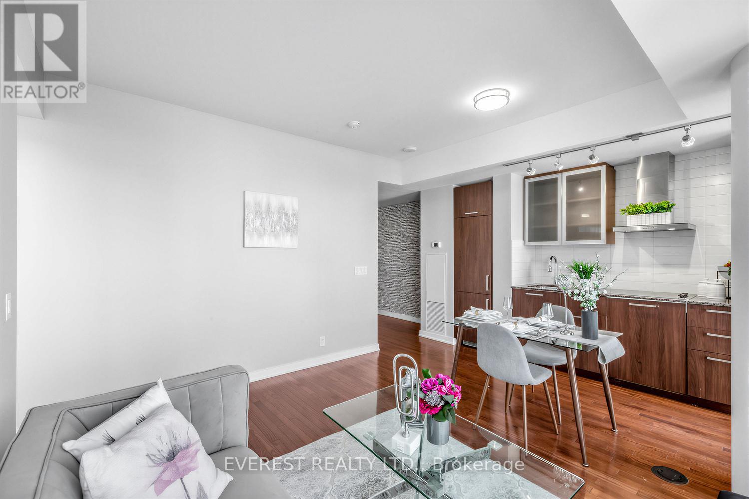 3308 - 14 York Street, Toronto, Ontario  M5J 0B1 - Photo 13 - C12848090