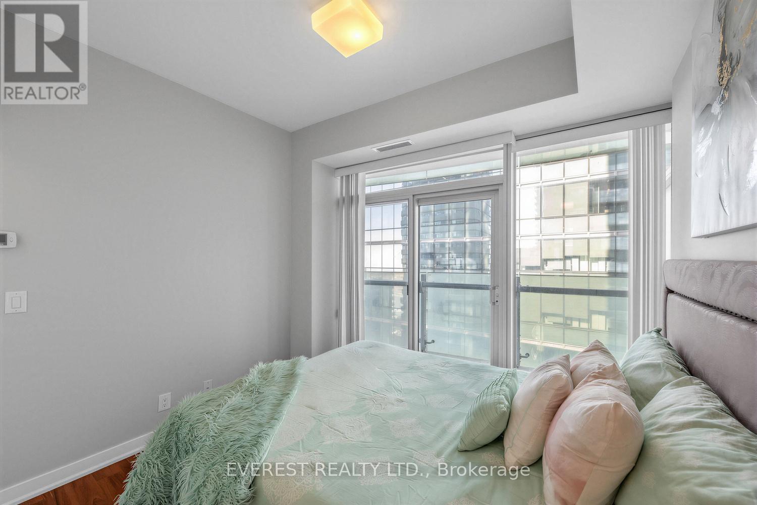 3308 - 14 York Street, Toronto, Ontario  M5J 0B1 - Photo 21 - C12848090