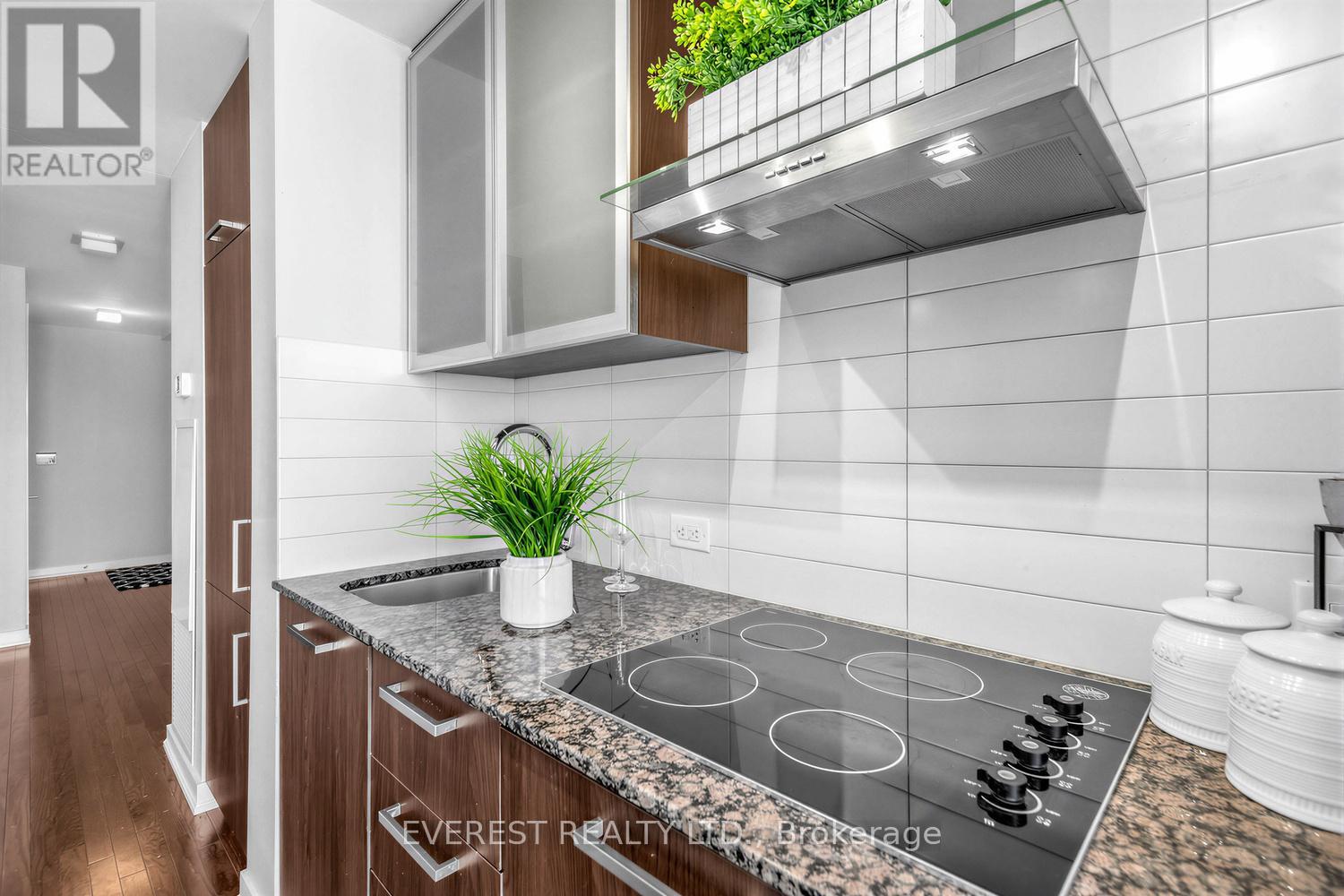 3308 - 14 York Street, Toronto, Ontario  M5J 0B1 - Photo 8 - C12848090