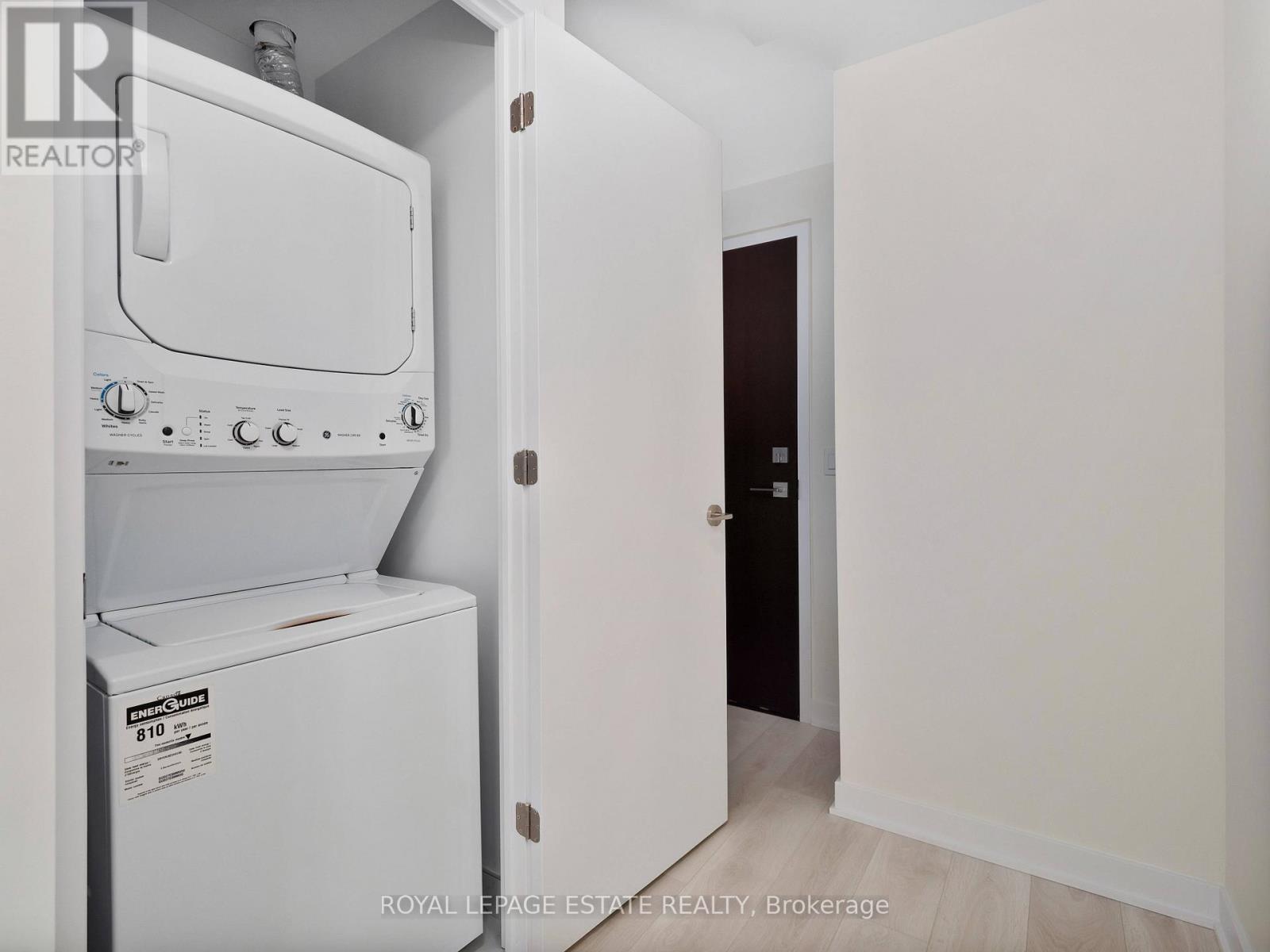 1708 - 2221 Yonge Street, Toronto, Ontario  M4S 2B4 - Photo 12 - C12848190