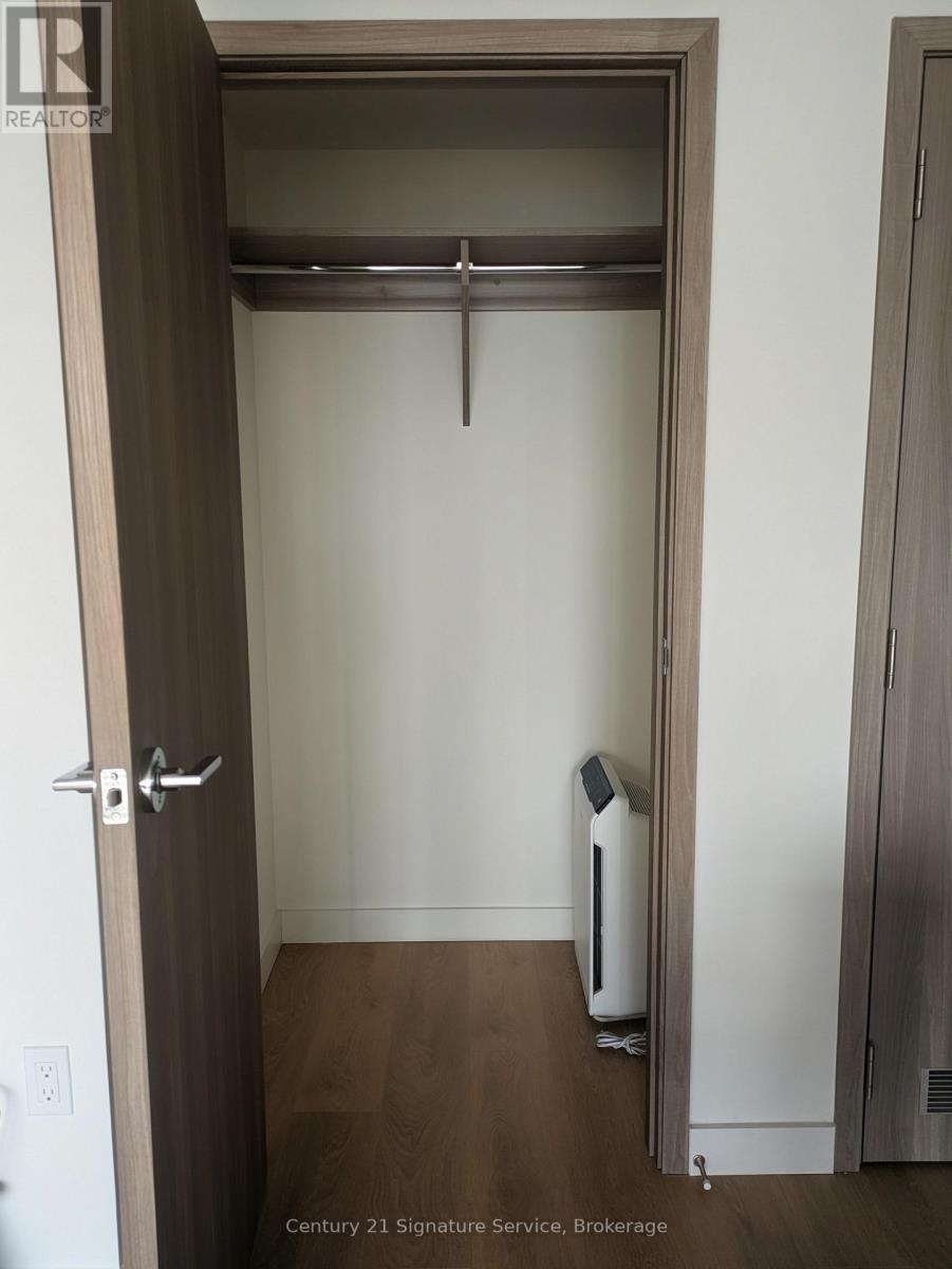 3812 - 1 Concord Cityplace Way, Toronto, Ontario  M5V 0X3 - Photo 11 - C12848194