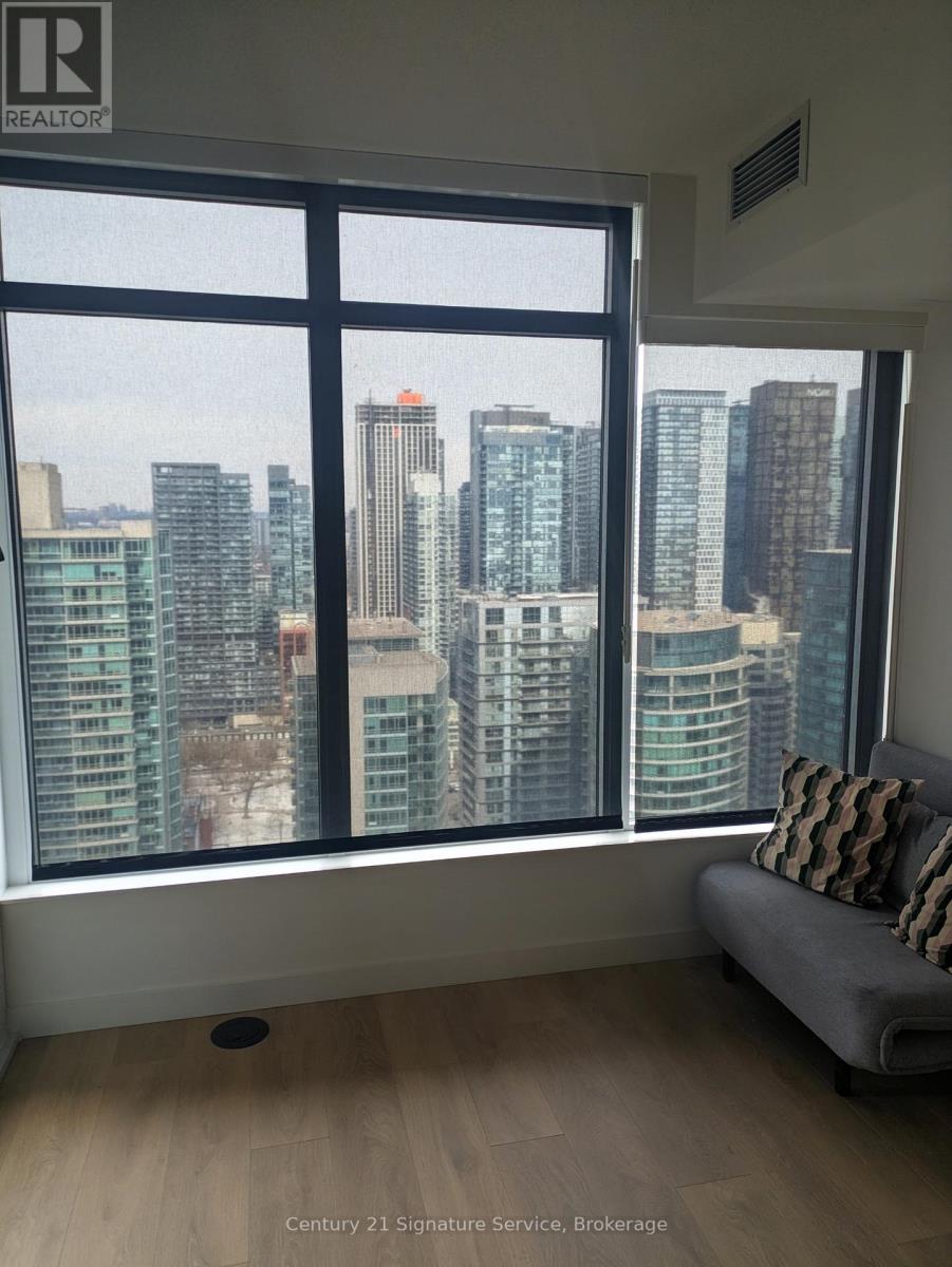 3812 - 1 Concord Cityplace Way, Toronto, Ontario  M5V 0X3 - Photo 14 - C12848194