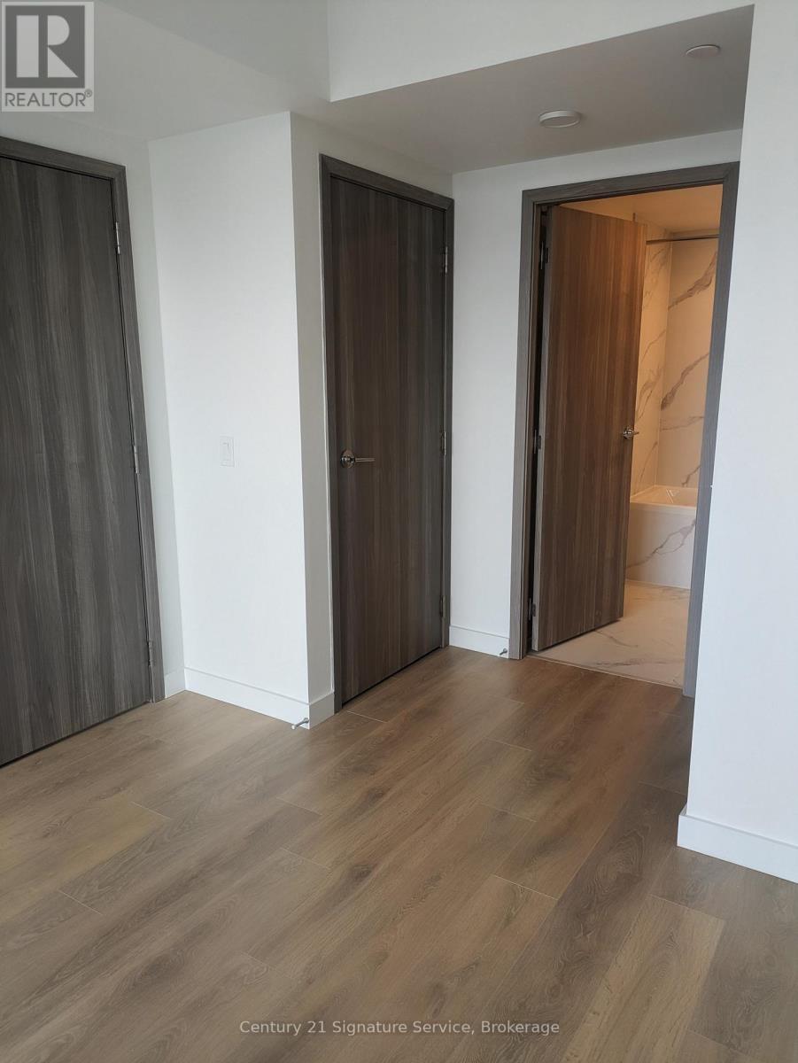 3812 - 1 Concord Cityplace Way, Toronto, Ontario  M5V 0X3 - Photo 21 - C12848194