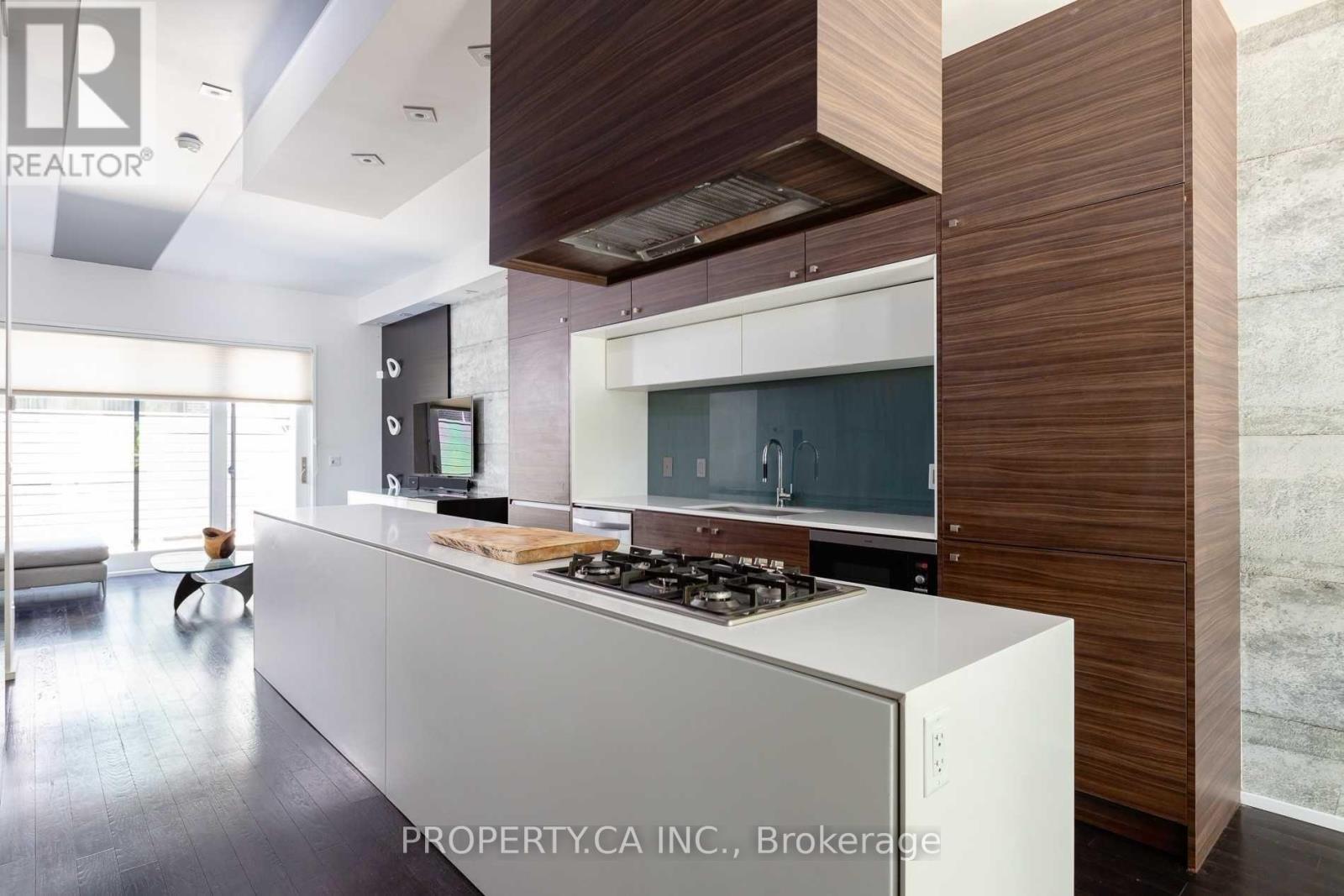 238 Manning Avenue, Toronto, Ontario  M6J 2K7 - Photo 6 - C12848294