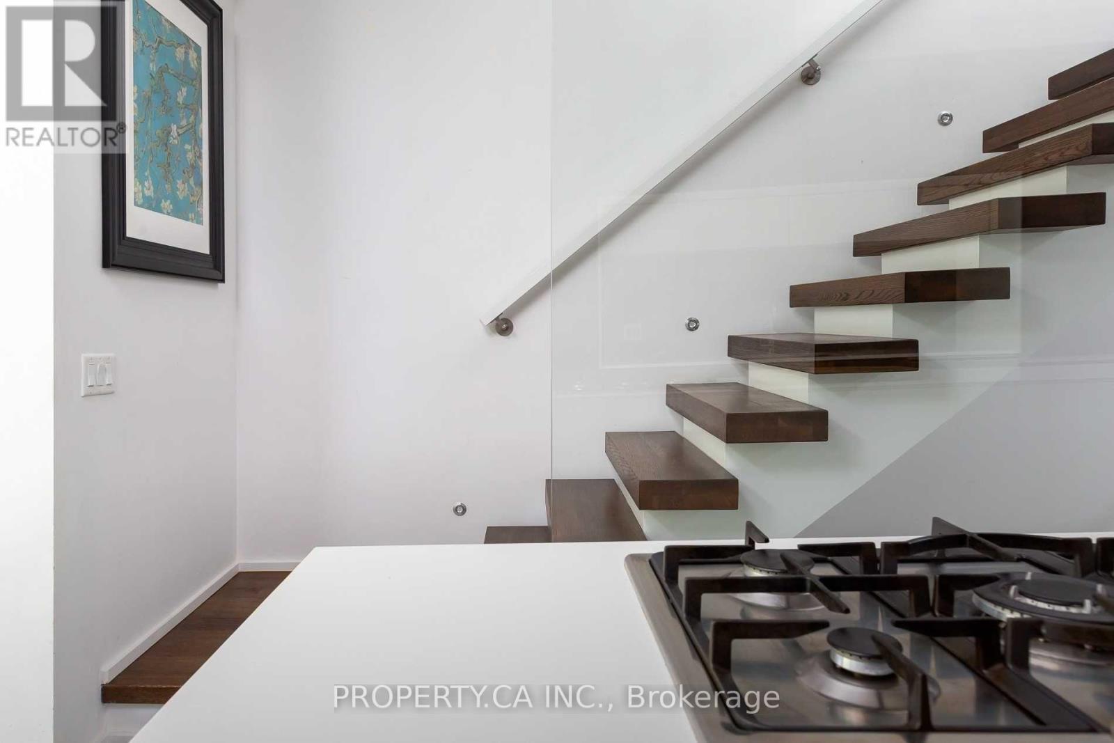 238 Manning Avenue, Toronto, Ontario  M6J 2K7 - Photo 9 - C12848294