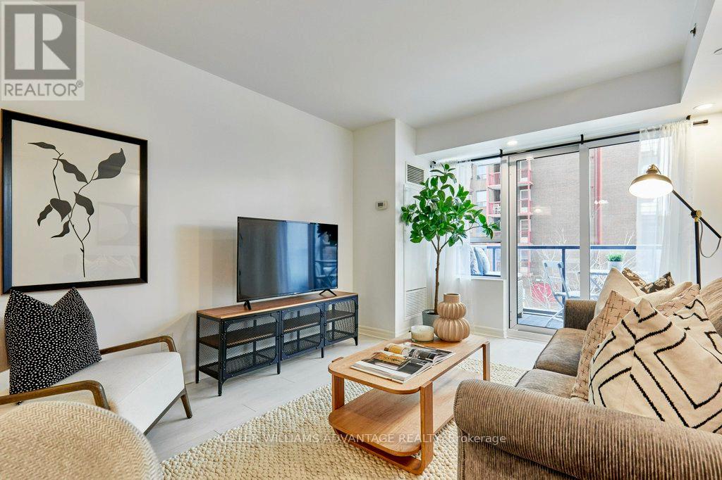 224 - 35 Saranac Boulevard, Toronto, Ontario  M6A 2G4 - Photo 2 - C12848338