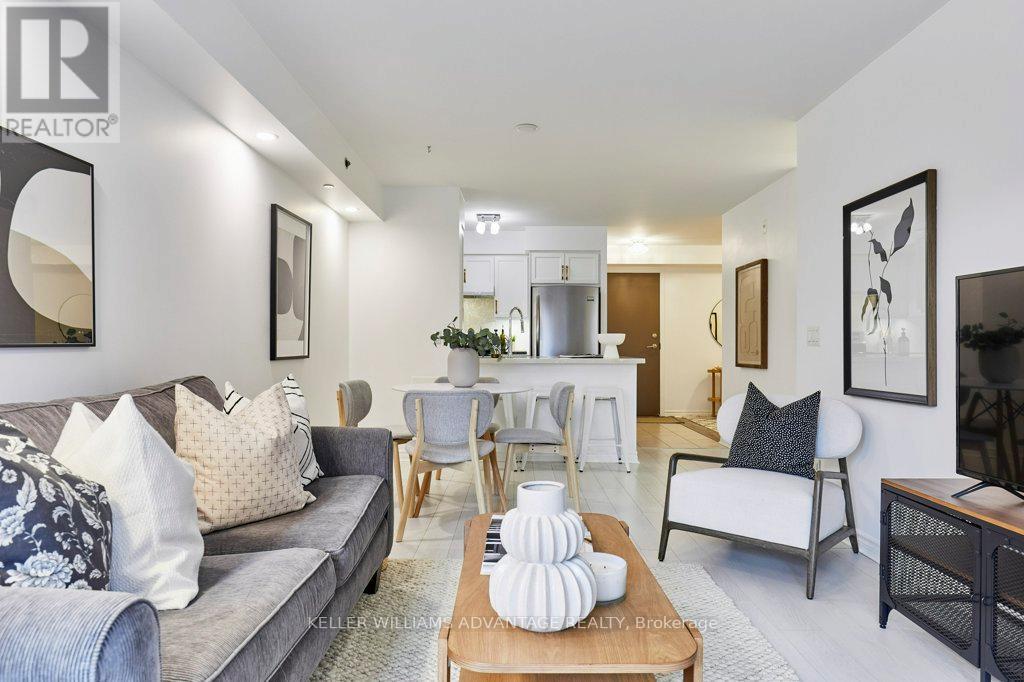 224 - 35 Saranac Boulevard, Toronto, Ontario  M6A 2G4 - Photo 3 - C12848338