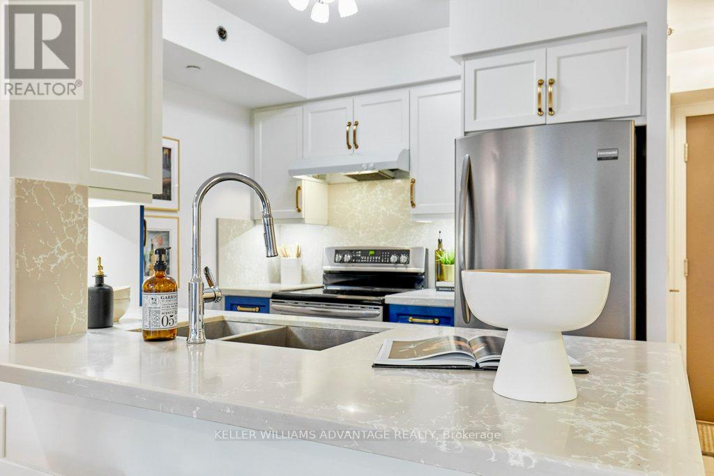 224 - 35 Saranac Boulevard, Toronto, Ontario  M6A 2G4 - Photo 5 - C12848338