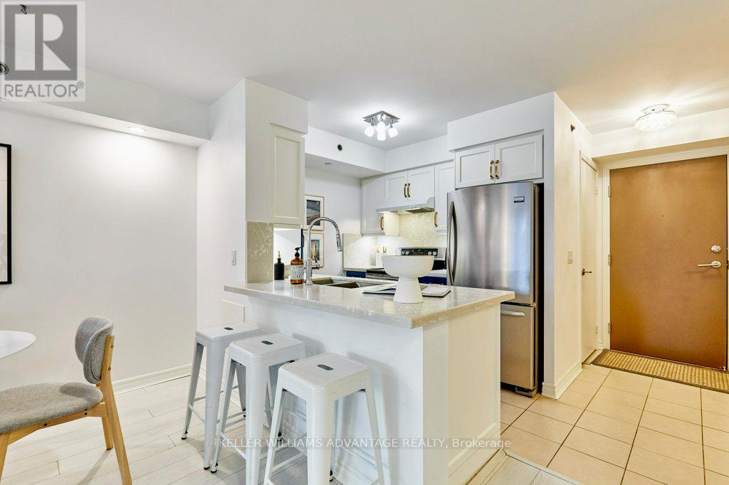 224 - 35 Saranac Boulevard, Toronto, Ontario  M6A 2G4 - Photo 6 - C12848338