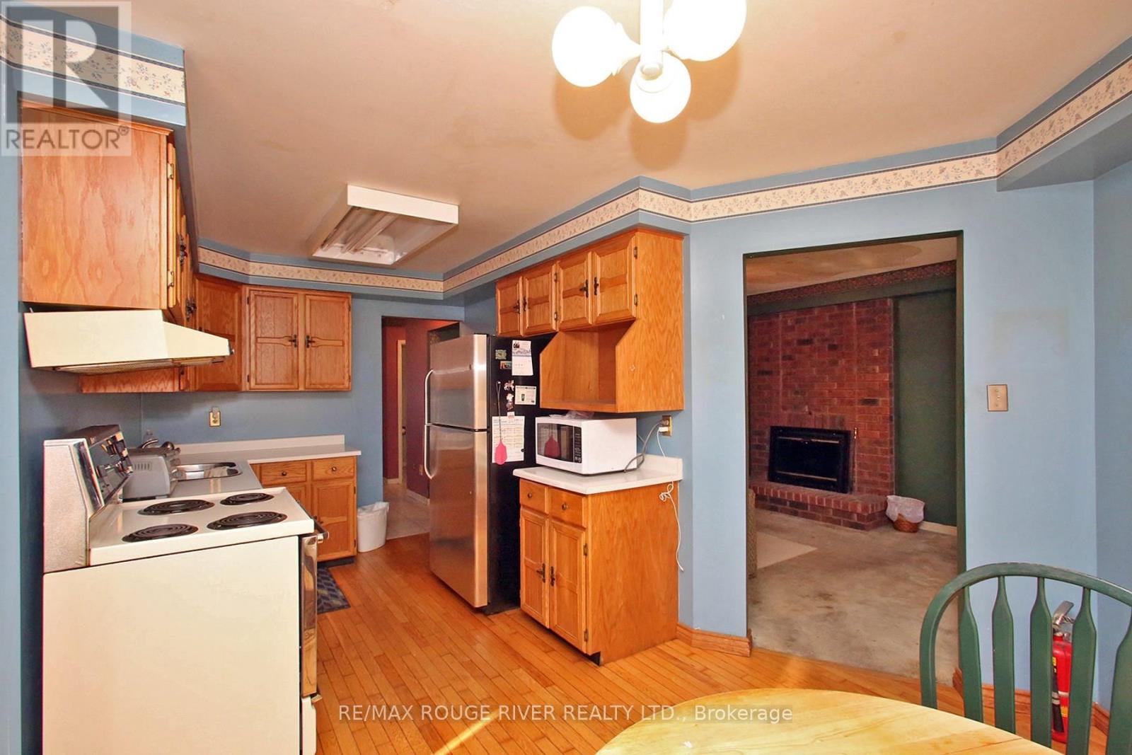 66 Jamieson Crescent, Whitby (Rolling Acres), Ontario  L1R 1V1 - Photo 7 - E12848030