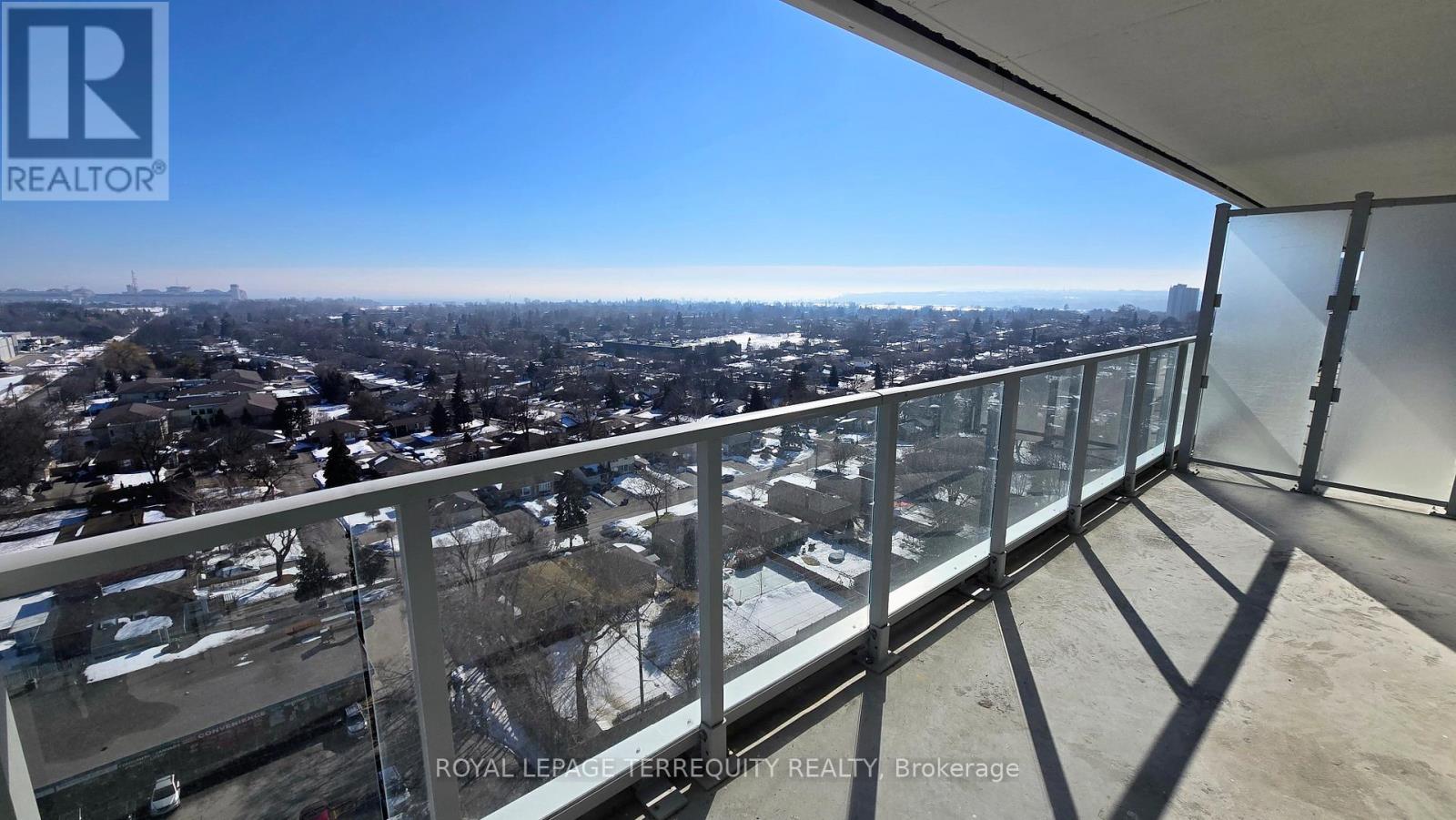 1407 - 1010 Sandy Beach Road, Pickering (Bay Ridges), Ontario  L1W 0C7 - Photo 8 - E12848032