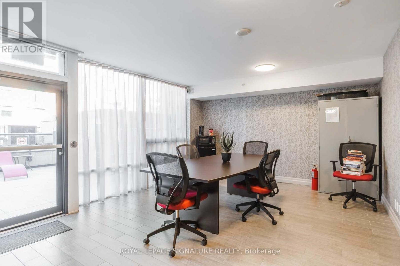 208 - 280 Donlands Avenue, Toronto, Ontario  M4J 3R4 - Photo 20 - E12848086