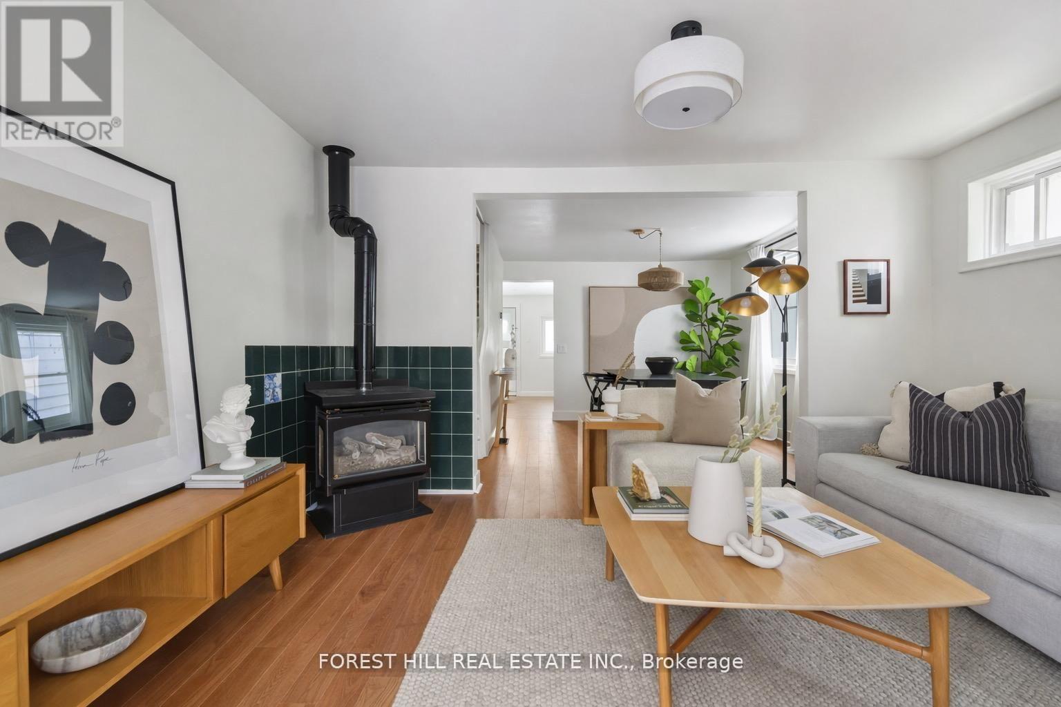 33 CRAVEN ROAD, Toronto, Ontario