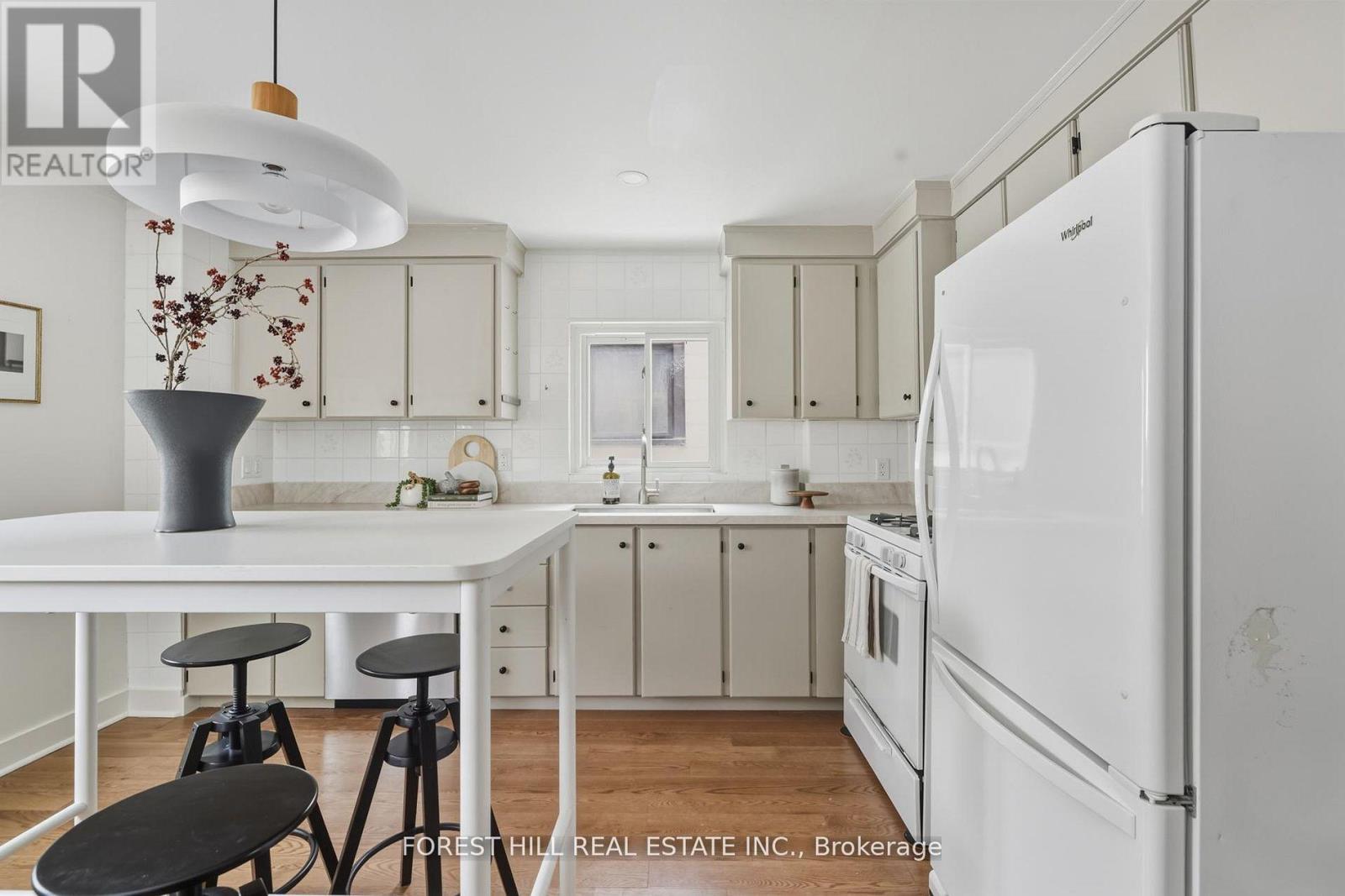 33 Craven Road, Toronto, Ontario  M4L 2Z4 - Photo 10 - E12848138